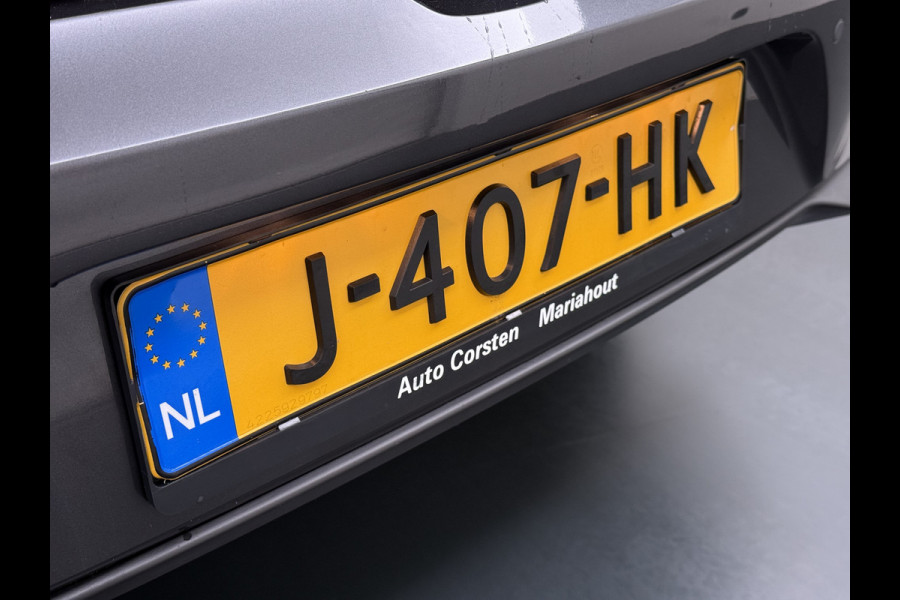 Kia e-Niro 64kWh Leer+Elek.Stoel+Memory+Gekoeld Warmtepomp ExecutiveLine JBL®-Hifi Adap.Cruise Camera Navi Ecc Pdc Stoelverwarming-Koeling SOH 100% Stuurverwarming  Keyless Blind Spot Lane Assist Led Lmv 17" 1e Eigenaar Origineel Nederlandse Auto € 48.000,- nieuw