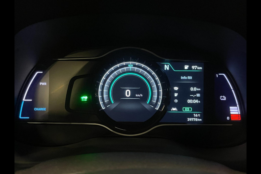 Hyundai Kona EV Fashion 64 kWh|100% SOH|FACELIFT|3-FASE|DAKJE|HEAD-UP|ACC|CAMERA|CARPLAY|NAVI|NL- AUTO|NAP|INCL. BTW|1e EIG.|