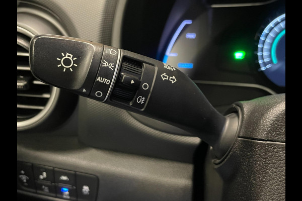 Hyundai Kona EV Fashion 64 kWh|100% SOH|FACELIFT|3-FASE|DAKJE|HEAD-UP|ACC|CAMERA|CARPLAY|NAVI|NL- AUTO|NAP|INCL. BTW|1e EIG.|