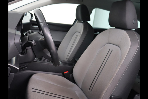 Seat Leon 1.0 TSI Style Intens | Stoelverwarming | Adaptive cruise | Camera | Carplay | Stuurverwarming | Navigatie | Keyless | Parkeerhulp | Climate control | Bluetooth | Full LED