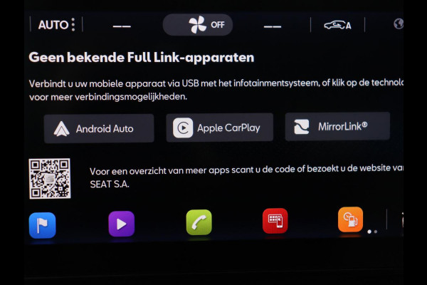 Seat Leon 1.0 TSI Style Intens | Stoelverwarming | Adaptive cruise | Camera | Carplay | Stuurverwarming | Navigatie | Keyless | Parkeerhulp | Climate control | Bluetooth | Full LED