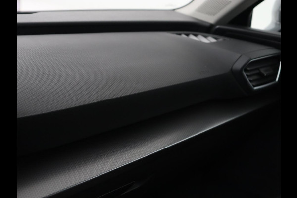 Seat Leon 1.0 TSI Style Intens | Stoelverwarming | Adaptive cruise | Camera | Carplay | Stuurverwarming | Navigatie | Keyless | Parkeerhulp | Climate control | Bluetooth | Full LED