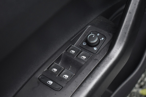 Volkswagen Polo GTI 2.0 TSI 210PK DSG STOELVERW VIRTUAL/LED/CARPLAY FABRIEKS GARANTIE