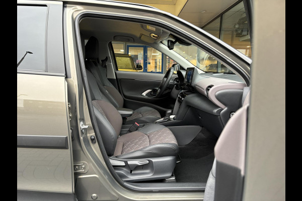 Toyota Yaris Cross 1.5 Hybrid Executive | Navigatie | Stoelverwarming | Adaptive cruise control