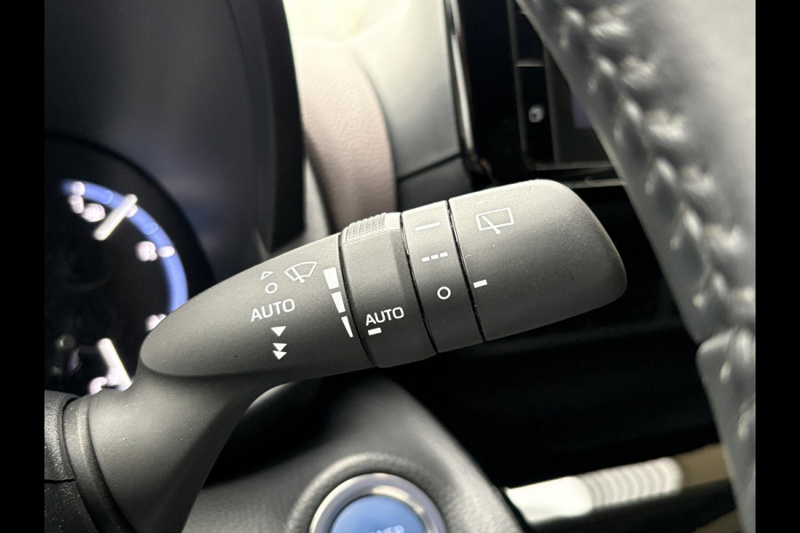 Toyota Yaris Cross 1.5 Hybrid Executive | Navigatie | Stoelverwarming | Adaptive cruise control