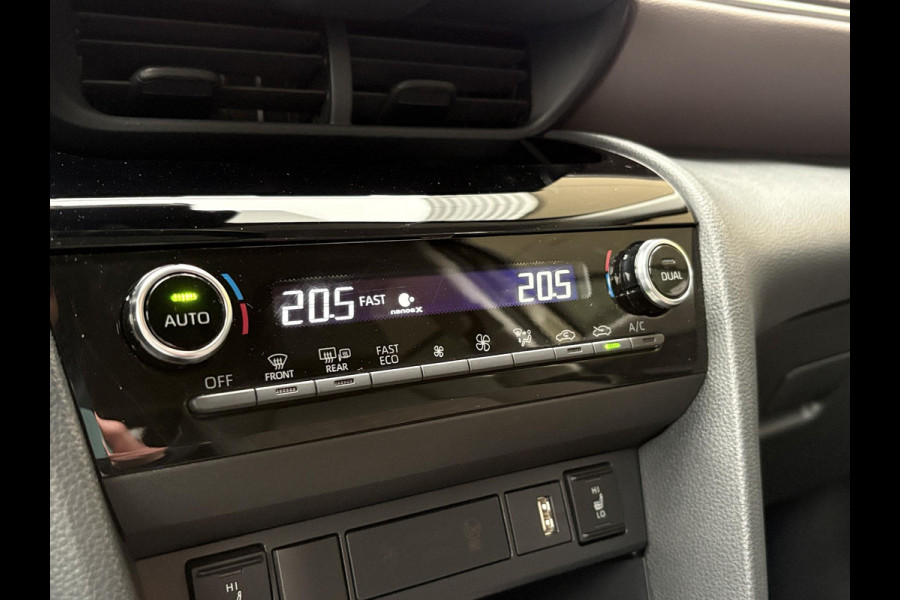 Toyota Yaris Cross 1.5 Hybrid Executive | Navigatie | Stoelverwarming | Adaptive cruise control