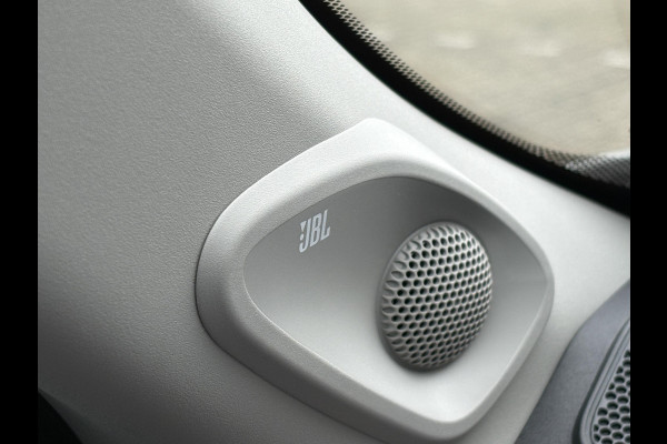 Toyota Yaris Cross 1.5 Hybrid Executive | Navigatie | Stoelverwarming | Adaptive cruise control