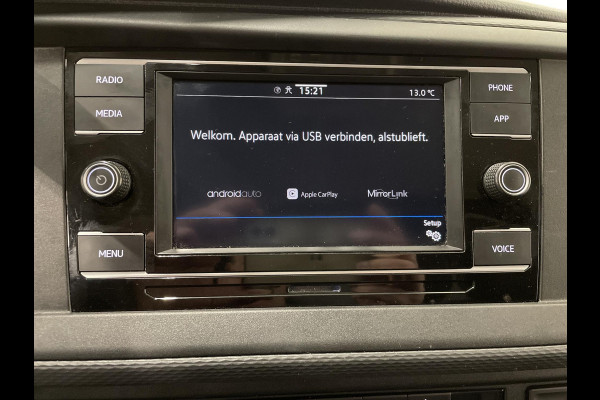 Volkswagen Transporter 2.0 TDI L2H1 28 Airco Cruise Control Apple CarPlay Trekhaak Achterklep