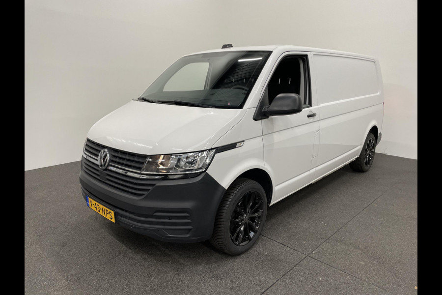 Volkswagen Transporter 2.0 TDI L2H1 28 Airco Cruise Control Apple CarPlay Trekhaak Achterklep