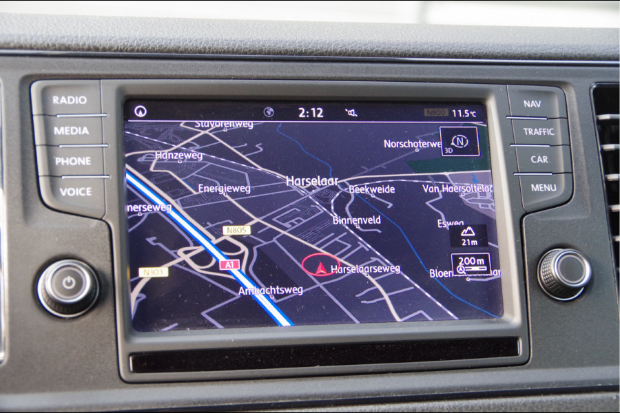 Volkswagen Crafter 35 2.0 TDI L3H3 140PK AUT. 3-ZITS, TREKHAAK, CAMERA, NAVI, CRUISE, AIRCO, NL AUTO, NAP