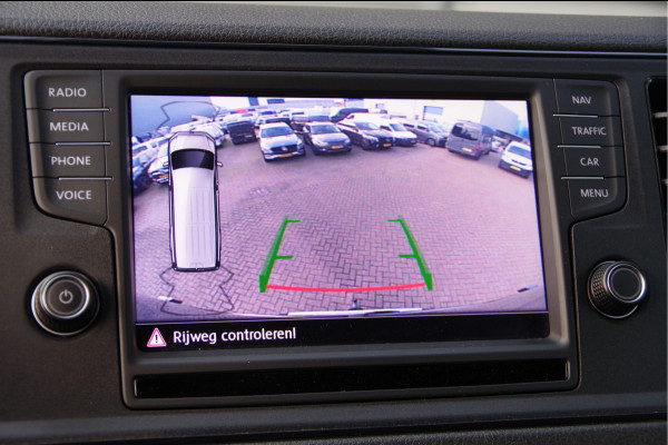 Volkswagen Crafter 35 2.0 TDI L3H3 140PK AUT. 3-ZITS, TREKHAAK, CAMERA, NAVI, CRUISE, AIRCO, NL AUTO, NAP