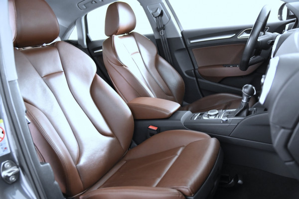 Audi A3 Limousine 1.5 TFSI CoD Sport *1ste Eigenaar*Leer*Trekhaak*