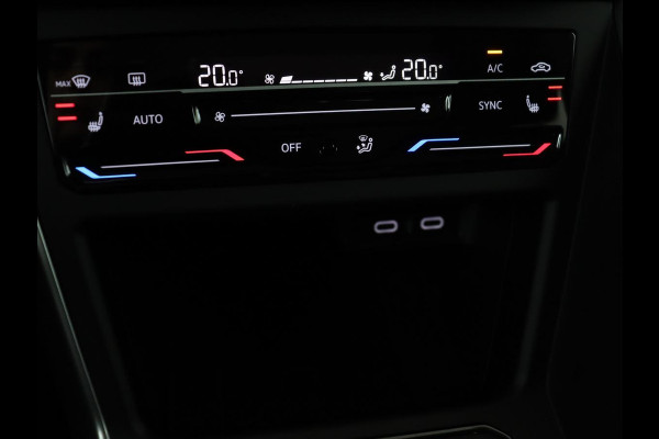 Volkswagen Taigo 1.0 TSI Life Business | Stoelverwarming | Trekhaak | Camera | Adaptive cruise | Navigatie | 17'' | Virtual Cockpit | Climate control | Bluetooth | Full LED | Parkeerhulp