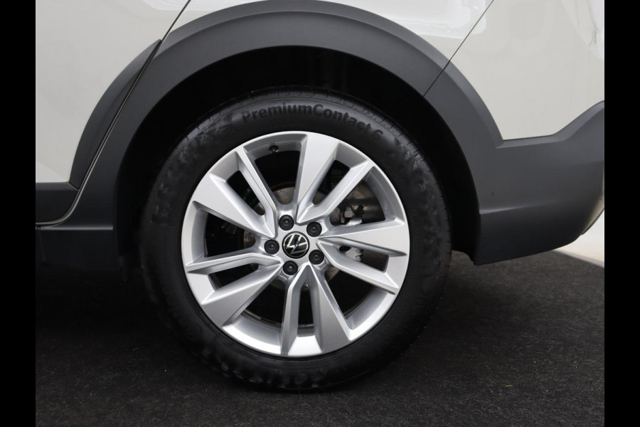 Volkswagen Taigo 1.0 TSI Life Business | Stoelverwarming | Trekhaak | Camera | Adaptive cruise | Navigatie | 17'' | Virtual Cockpit | Climate control | Bluetooth | Full LED | Parkeerhulp