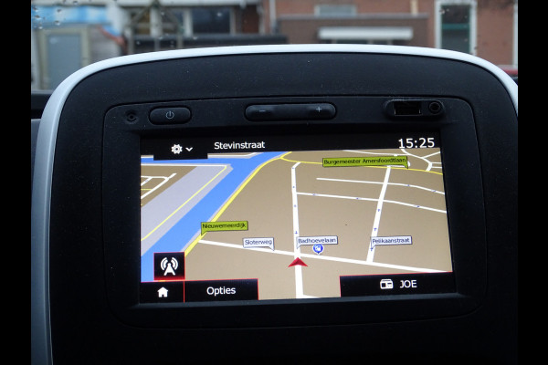 Renault Trafic 2.0 dCi 145 L2H1 Luxe