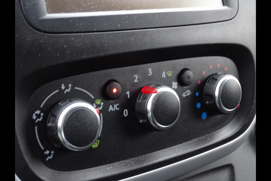 Renault Trafic 2.0 dCi 145 L2H1 Luxe