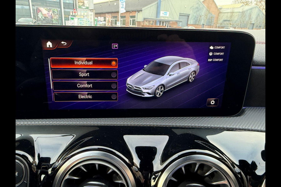 Mercedes-Benz CLA-Klasse 250 e AMG Line / Panodak / Sfeer