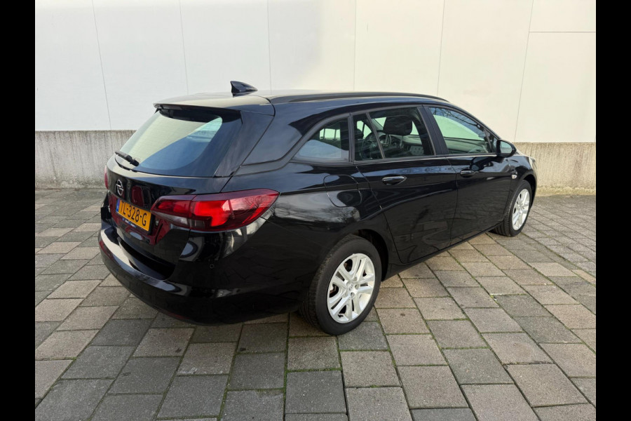 Opel Astra Sports Tourer 1.0 Online Edition | Parkeersensoren voor & achter | Cruise control | Climate control