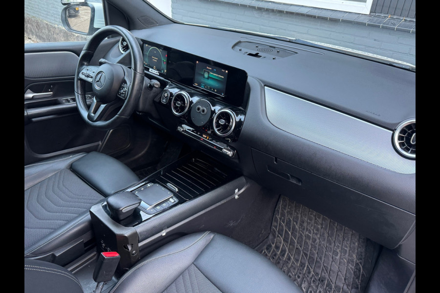 Mercedes-Benz B-Klasse 200d / NAP / 2022