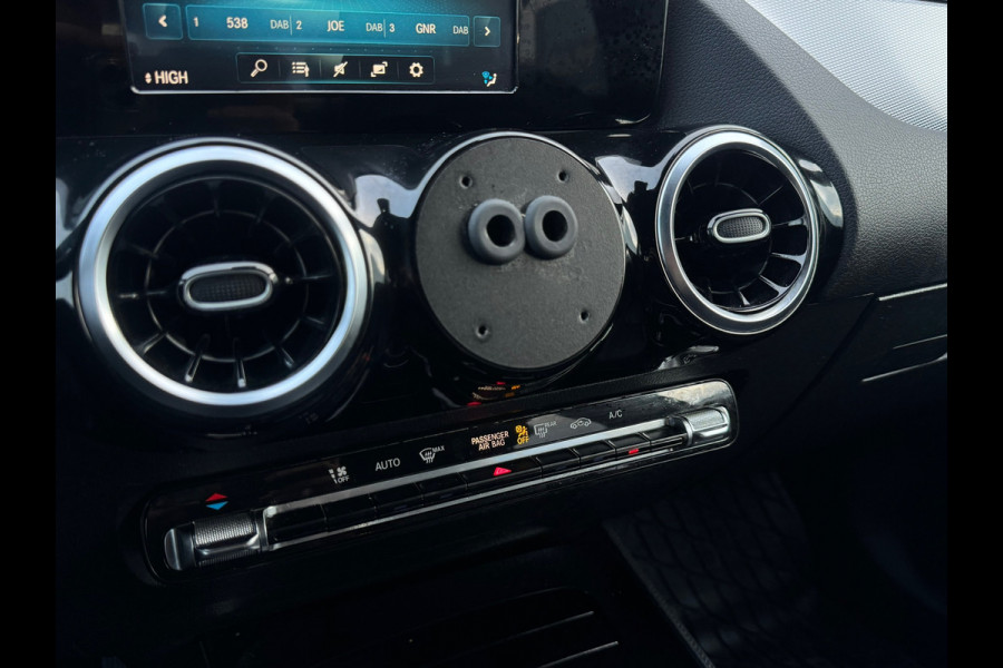 Mercedes-Benz B-Klasse 200d / NAP / 2022