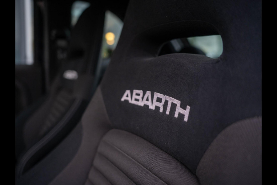 Abarth 595 Competizione 180PK / Alcantara / Bodykit / Carplay / Brembo / Koni / Monza