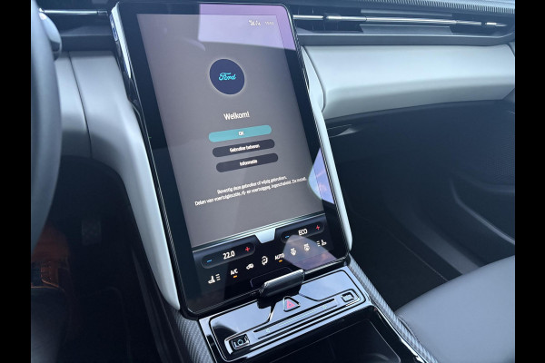 Ford Explorer Premium Extended Range RWD 77 kWh | Panoramadak | Driver Assistance Pack | 360 graden camera | Head up Display | Magnetic