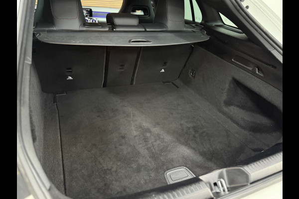 Mercedes-Benz CLA-Klasse Shooting Brake 200 Business Solution + AMG | Pano | Memory | Nightpakket | LED | Keyless | Premium Plus