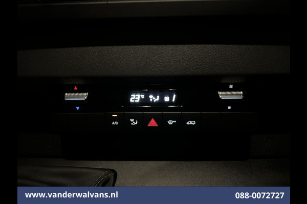 Mercedes-Benz Sprinter 317 CDI 170pk L2H1 Euro6 Airco | Camera | Navigatie | Apple Carplay | Cruisecontrol | Trekhaak | Chauffeursstoel Android Auto, Bijrijdersbank