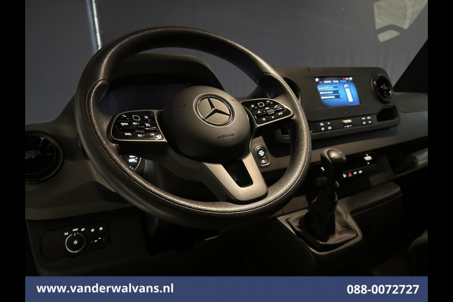 Mercedes-Benz Sprinter 317 CDI 170pk L2H1 Euro6 Airco | Camera | Navigatie | Apple Carplay | Cruisecontrol | Trekhaak | Chauffeursstoel Android Auto, Bijrijdersbank