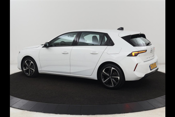 Opel Astra 1.6 Hybrid Edition | Trekhaak | Adaptive cruise | Carplay | Full LED | Parkeerhulp | Digital Cockpit | DAB | Keyless start