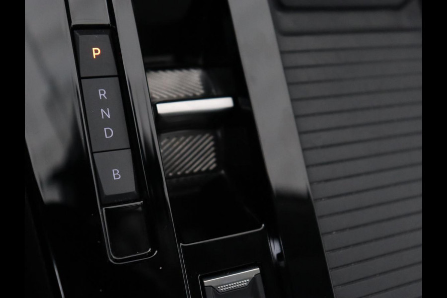 Opel Astra 1.6 Hybrid Edition | Trekhaak | Adaptive cruise | Carplay | Full LED | Parkeerhulp | Digital Cockpit | DAB | Keyless start