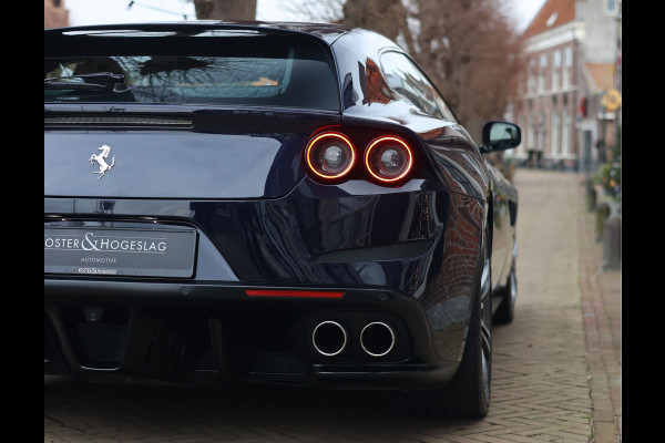 Ferrari GTC4Lusso 6.3 V12 | Atelier - Lift - Camera