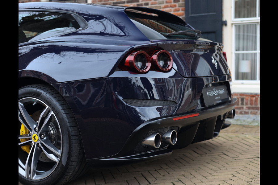 Ferrari GTC4Lusso 6.3 V12 | Atelier - Lift - Camera