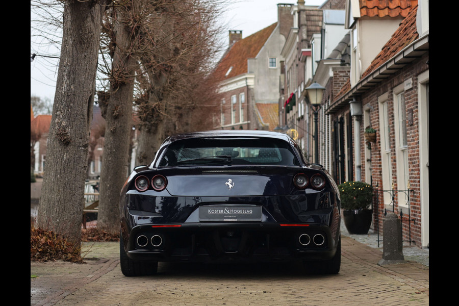 Ferrari GTC4Lusso 6.3 V12 | Atelier - Lift - Camera