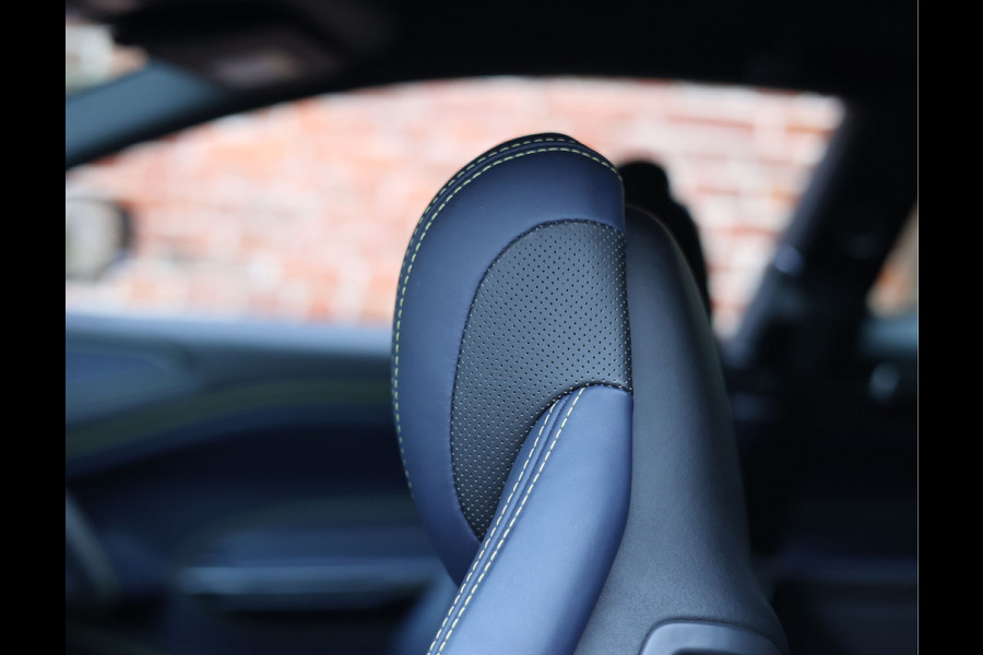 Ferrari GTC4Lusso 6.3 V12 | Atelier - Lift - Camera