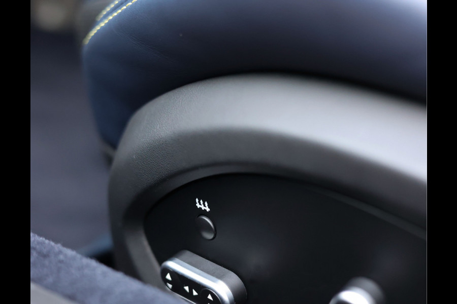 Ferrari GTC4Lusso 6.3 V12 | Atelier - Lift - Camera