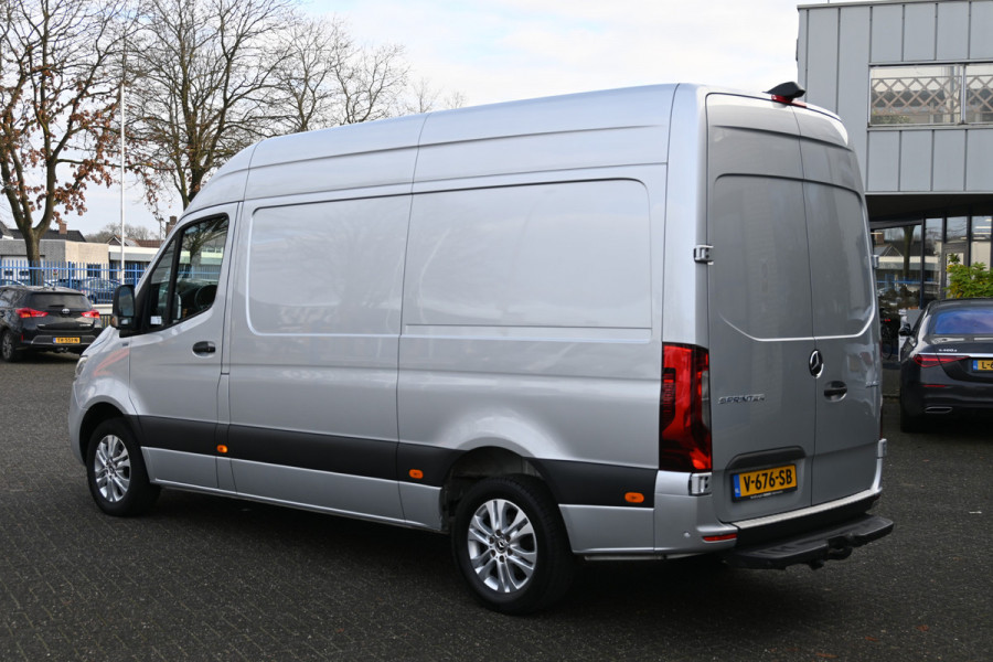 Mercedes-Benz Sprinter 319 CDI 3.0 V6 L2H2 LED, 10.25 MBUX met navigatie en camera