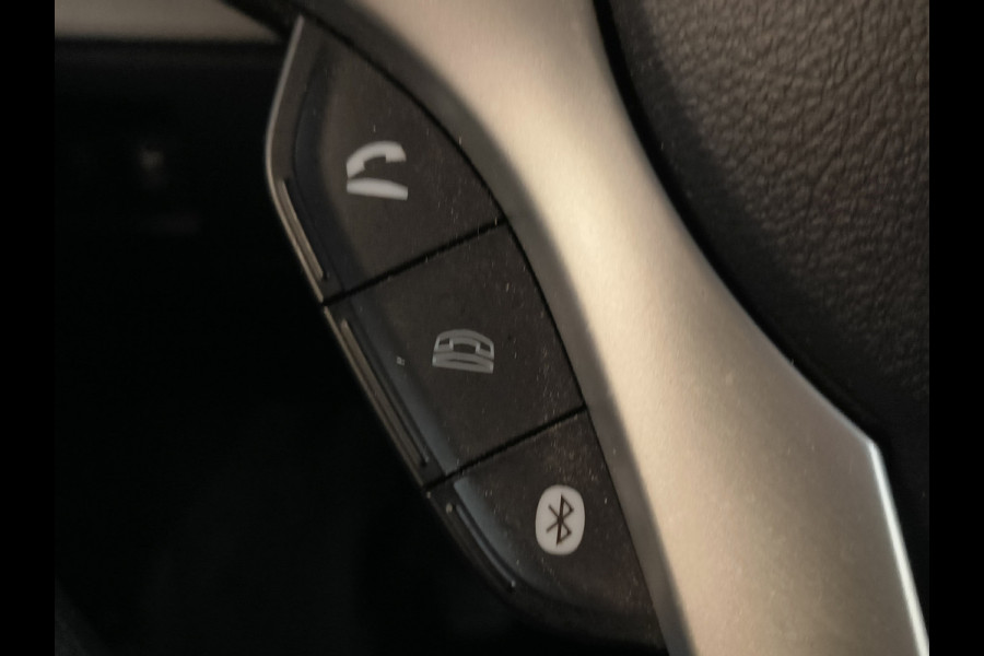 Suzuki Ignis 1.2 Smart Hybrid Comfort + Trekhaak uit 2021 Rijklaar + 12 maanden Bovag-garantie Henk Jongen Auto's in Helmond,  al 50 jaar service zoals 't hoort!