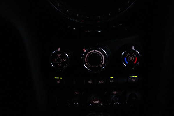 MINI One 1.2 102PK ONE SALT BUSINESS | STOEL VERWARMING | 17" LICHTMETALEN VELGEN JOHN COOPER WORKS | AIRCO | LAGE KM STAND! | PARKEERSENSOREN ACHTER |