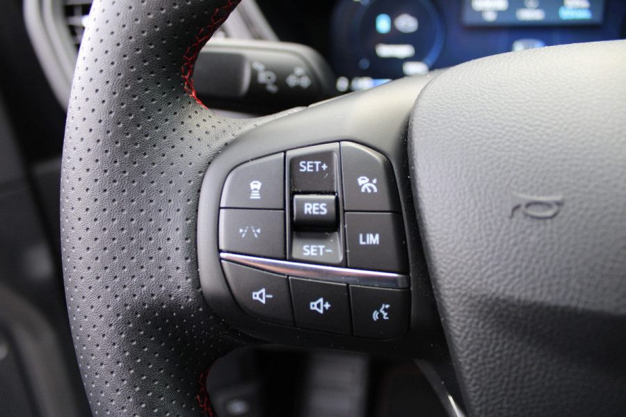 Ford Kuga 2.5 PHEV ST-Line X | Panoramadak | Trekhaak | BLIS | B&O | Full Options