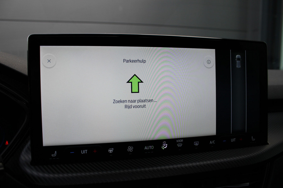 Ford Kuga 2.5 PHEV ST-Line X | Panoramadak | Trekhaak | BLIS | B&O | Full Options