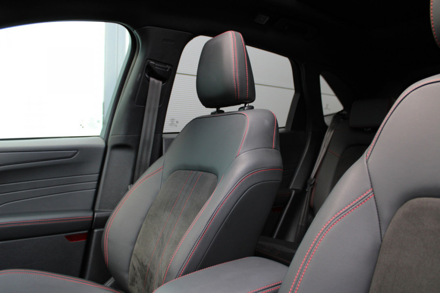 Ford Kuga 2.5 PHEV ST-Line X | Panoramadak | Trekhaak | BLIS | B&O | Full Options