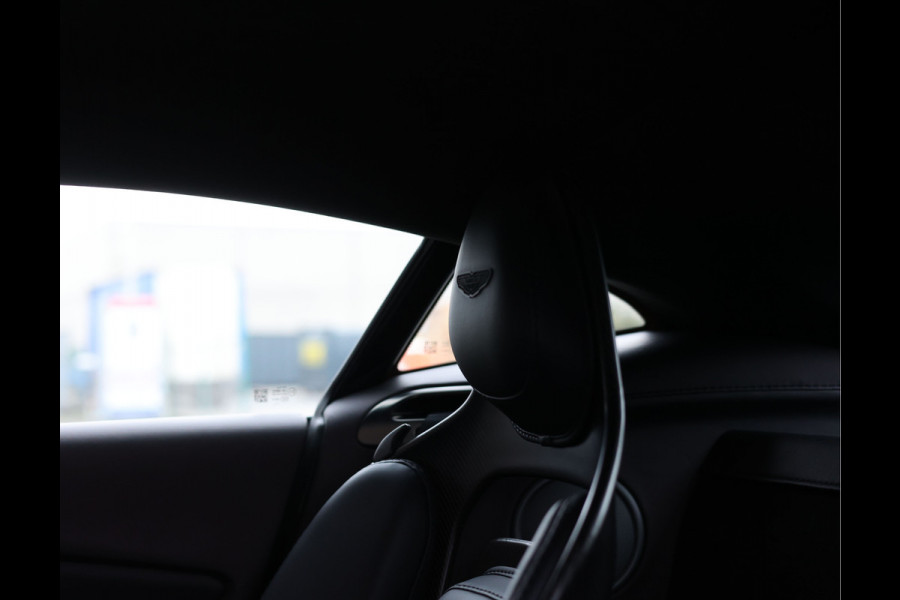 Aston Martin Vantage 5.2 V12 | AM Heritage Green - 1/333