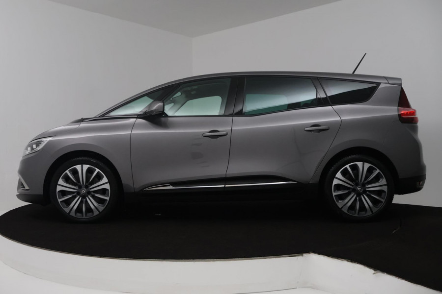 Renault Grand Scénic 1.3 TCe Equilibre 7p. Automaat (NAVIGATIE, TREKHAAK, NAVIGATIE, PARKEERSENSOREN)
