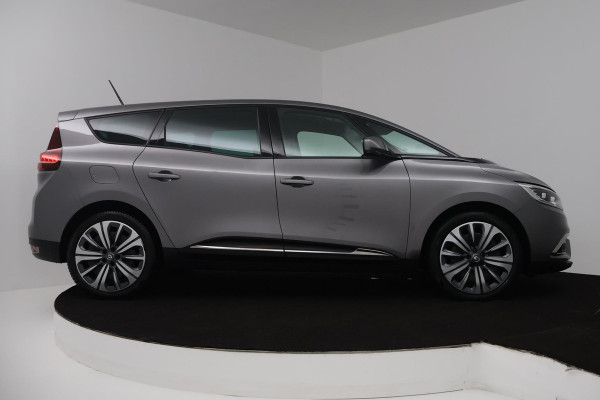 Renault Grand Scénic 1.3 TCe Equilibre 7p. Automaat (NAVIGATIE, TREKHAAK, NAVIGATIE, PARKEERSENSOREN)