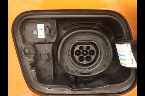 Renault Captur 1.6 E-Tech full hybrid 145 evolution | Camera | Carplay | keyless | Full LED | Cruise control | Navigatie | LMV 18 inch | PHEV | Plug in