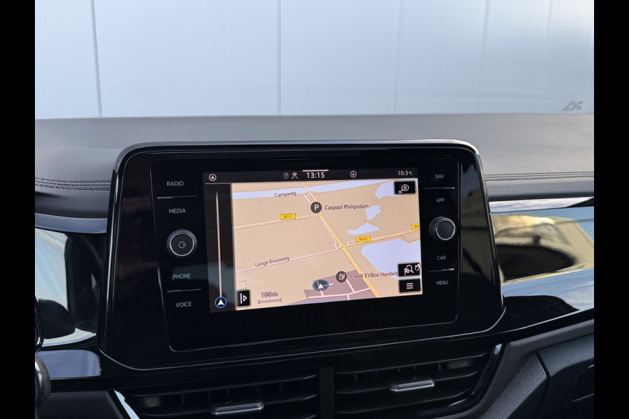 Volkswagen T-Roc 1.0 TSI 110pk Style Black Pack | Pano dak