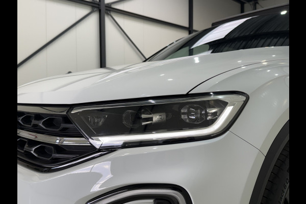 Volkswagen T-Roc 1.0 TSI 110pk Style Black Pack | Pano dak