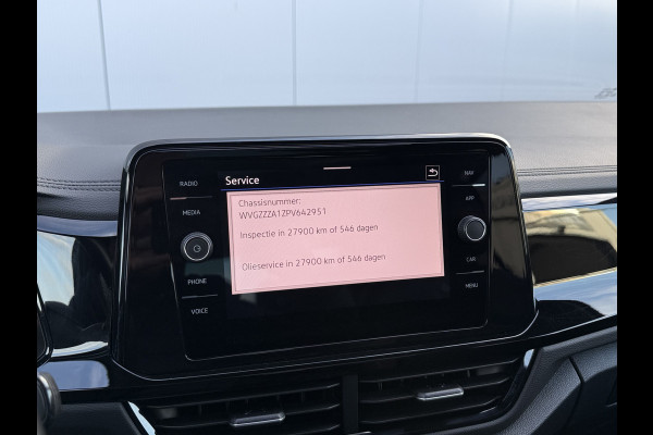 Volkswagen T-Roc 1.0 TSI 110pk Style Black Pack | Pano dak