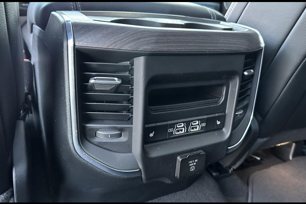 Dodge Ram 1500 3.0 V6 4x4 Crew Cab Laramie night AANBIEDING, eindejaarsaanbieding